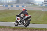 Motorcycle-action-photographs;donington;donington-park-leicestershire;donington-photographs;event-digital-images;eventdigitalimages;no-limits-trackday;peter-wileman-photography;trackday;trackday-digital-images;trackday-photos