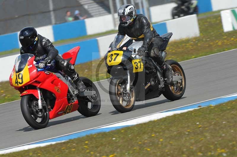 Motorcycle action photographs;donington;donington park leicestershire;donington photographs;event digital images;eventdigitalimages;no limits trackday;peter wileman photography;trackday;trackday digital images;trackday photos