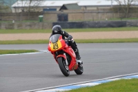 Motorcycle-action-photographs;donington;donington-park-leicestershire;donington-photographs;event-digital-images;eventdigitalimages;no-limits-trackday;peter-wileman-photography;trackday;trackday-digital-images;trackday-photos