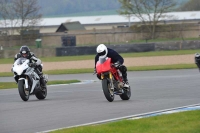 Motorcycle-action-photographs;donington;donington-park-leicestershire;donington-photographs;event-digital-images;eventdigitalimages;no-limits-trackday;peter-wileman-photography;trackday;trackday-digital-images;trackday-photos