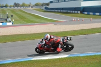 Motorcycle-action-photographs;donington;donington-park-leicestershire;donington-photographs;event-digital-images;eventdigitalimages;no-limits-trackday;peter-wileman-photography;trackday;trackday-digital-images;trackday-photos