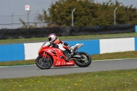 Motorcycle-action-photographs;donington;donington-park-leicestershire;donington-photographs;event-digital-images;eventdigitalimages;no-limits-trackday;peter-wileman-photography;trackday;trackday-digital-images;trackday-photos