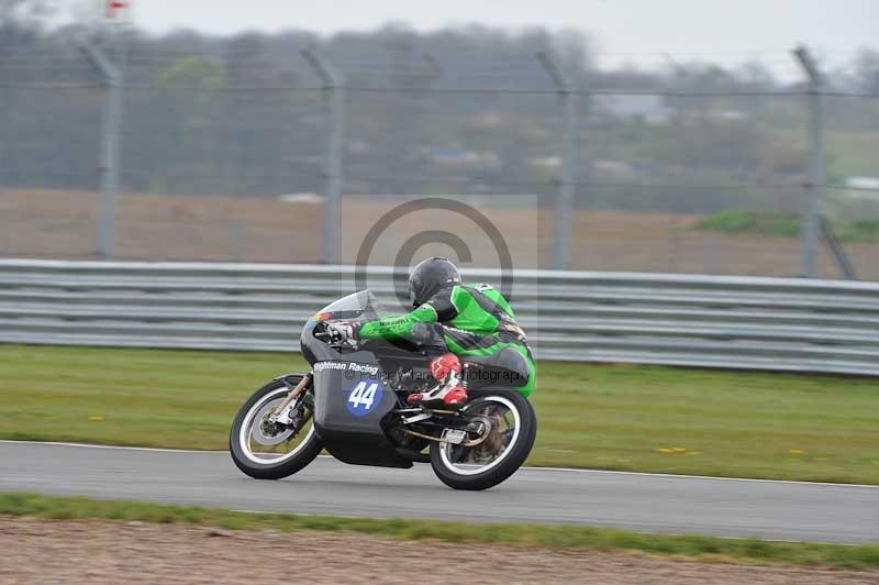 Motorcycle action photographs;donington;donington park leicestershire;donington photographs;event digital images;eventdigitalimages;no limits trackday;peter wileman photography;trackday;trackday digital images;trackday photos