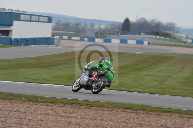 Motorcycle action photographs;donington;donington park leicestershire;donington photographs;event digital images;eventdigitalimages;no limits trackday;peter wileman photography;trackday;trackday digital images;trackday photos