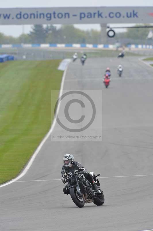 Motorcycle action photographs;donington;donington park leicestershire;donington photographs;event digital images;eventdigitalimages;no limits trackday;peter wileman photography;trackday;trackday digital images;trackday photos