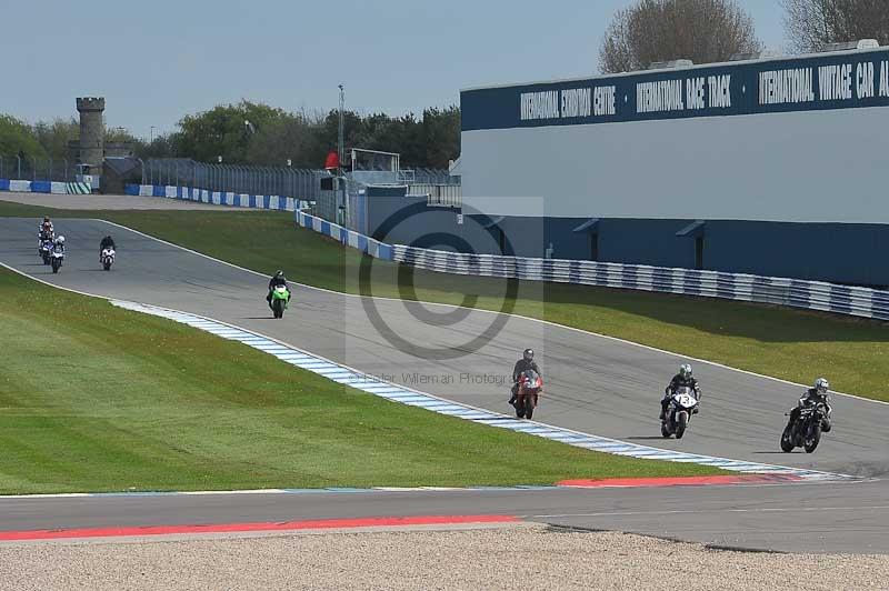 Motorcycle action photographs;donington;donington park leicestershire;donington photographs;event digital images;eventdigitalimages;no limits trackday;peter wileman photography;trackday;trackday digital images;trackday photos