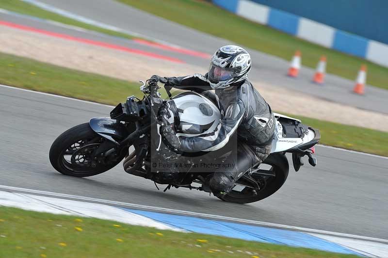 Motorcycle action photographs;donington;donington park leicestershire;donington photographs;event digital images;eventdigitalimages;no limits trackday;peter wileman photography;trackday;trackday digital images;trackday photos