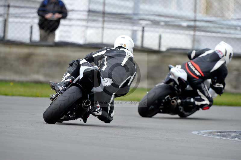 Motorcycle action photographs;donington;donington park leicestershire;donington photographs;event digital images;eventdigitalimages;no limits trackday;peter wileman photography;trackday;trackday digital images;trackday photos