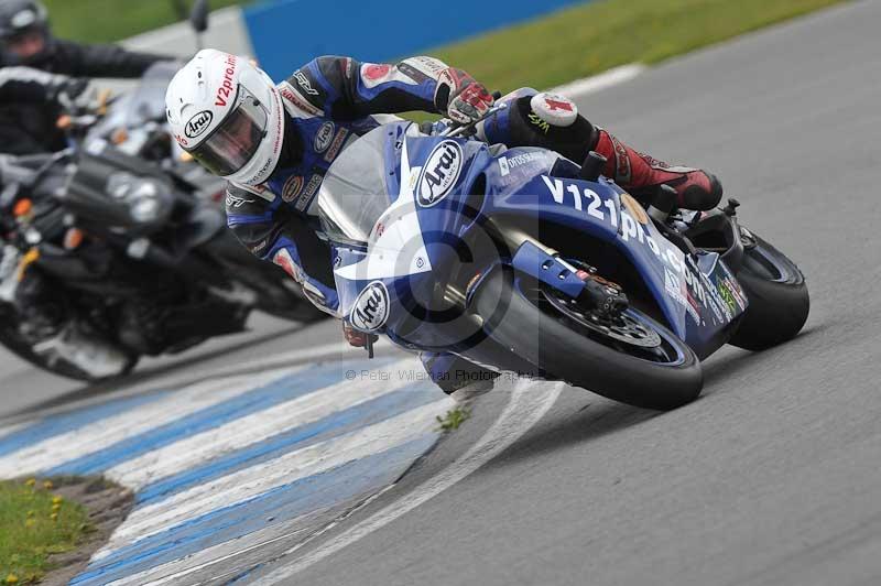 Motorcycle action photographs;donington;donington park leicestershire;donington photographs;event digital images;eventdigitalimages;no limits trackday;peter wileman photography;trackday;trackday digital images;trackday photos