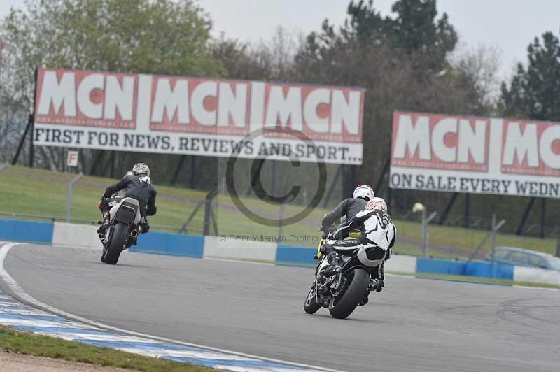 Motorcycle action photographs;donington;donington park leicestershire;donington photographs;event digital images;eventdigitalimages;no limits trackday;peter wileman photography;trackday;trackday digital images;trackday photos