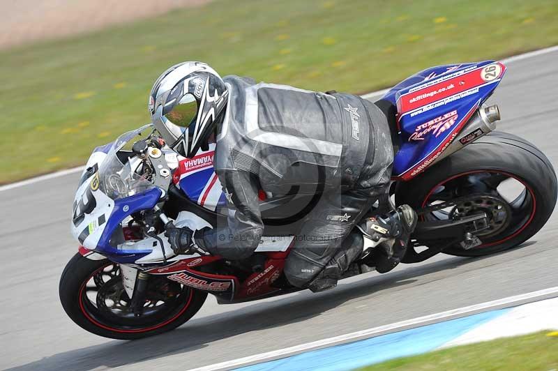 Motorcycle action photographs;donington;donington park leicestershire;donington photographs;event digital images;eventdigitalimages;no limits trackday;peter wileman photography;trackday;trackday digital images;trackday photos