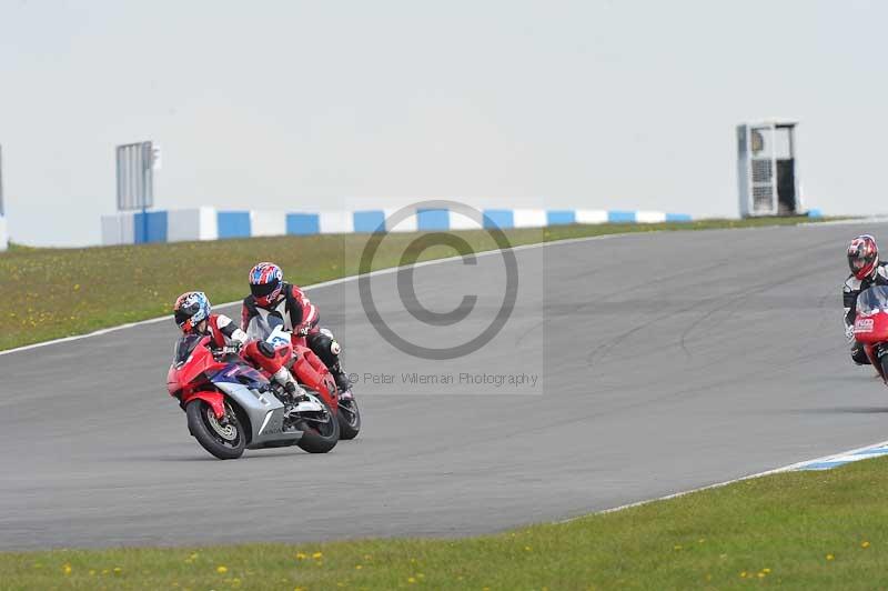 Motorcycle action photographs;donington;donington park leicestershire;donington photographs;event digital images;eventdigitalimages;no limits trackday;peter wileman photography;trackday;trackday digital images;trackday photos