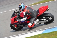 Motorcycle-action-photographs;donington;donington-park-leicestershire;donington-photographs;event-digital-images;eventdigitalimages;no-limits-trackday;peter-wileman-photography;trackday;trackday-digital-images;trackday-photos