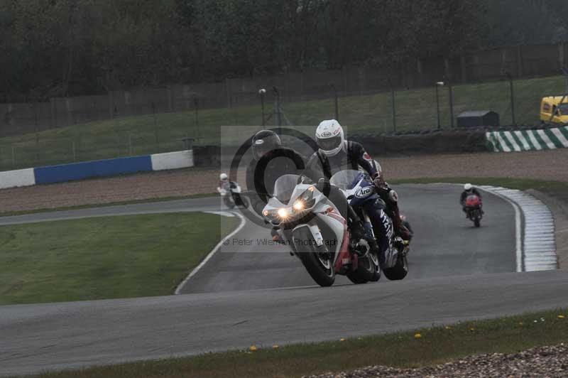 Motorcycle action photographs;donington;donington park leicestershire;donington photographs;event digital images;eventdigitalimages;no limits trackday;peter wileman photography;trackday;trackday digital images;trackday photos