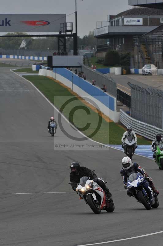 Motorcycle action photographs;donington;donington park leicestershire;donington photographs;event digital images;eventdigitalimages;no limits trackday;peter wileman photography;trackday;trackday digital images;trackday photos