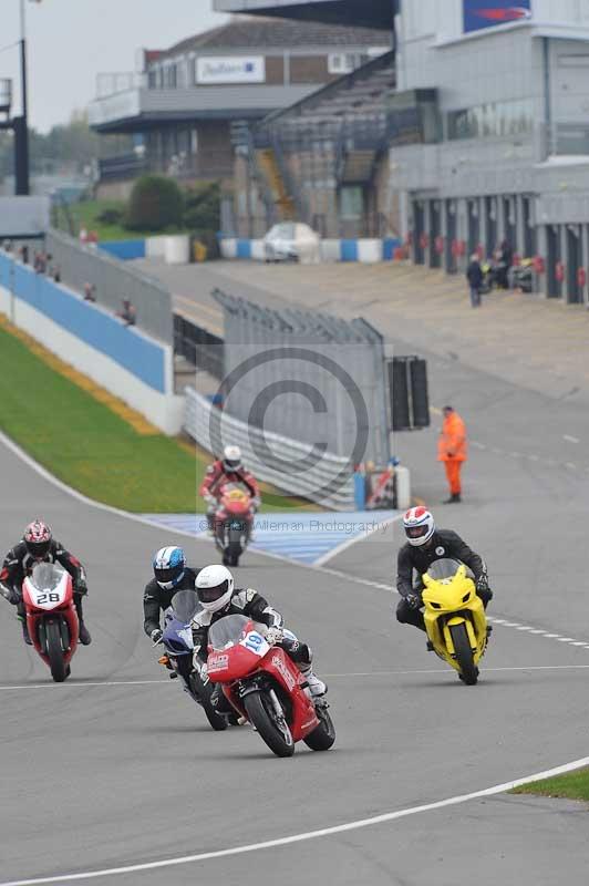 Motorcycle action photographs;donington;donington park leicestershire;donington photographs;event digital images;eventdigitalimages;no limits trackday;peter wileman photography;trackday;trackday digital images;trackday photos
