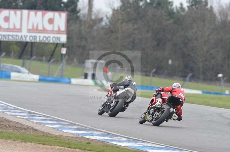 Motorcycle action photographs;donington;donington park leicestershire;donington photographs;event digital images;eventdigitalimages;no limits trackday;peter wileman photography;trackday;trackday digital images;trackday photos