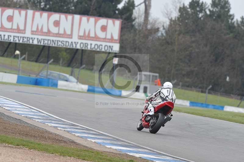 Motorcycle action photographs;donington;donington park leicestershire;donington photographs;event digital images;eventdigitalimages;no limits trackday;peter wileman photography;trackday;trackday digital images;trackday photos