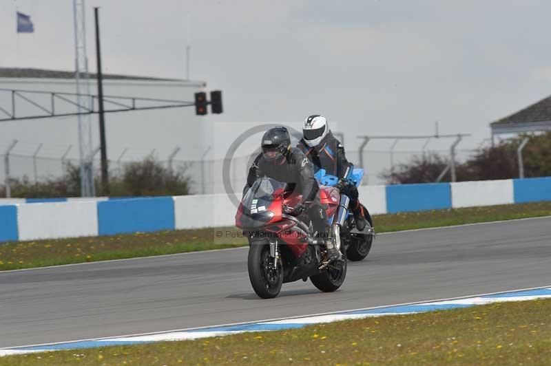 Motorcycle action photographs;donington;donington park leicestershire;donington photographs;event digital images;eventdigitalimages;no limits trackday;peter wileman photography;trackday;trackday digital images;trackday photos