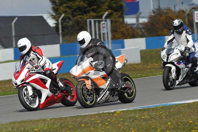 Motorcycle action photographs;donington;donington park leicestershire;donington photographs;event digital images;eventdigitalimages;no limits trackday;peter wileman photography;trackday;trackday digital images;trackday photos