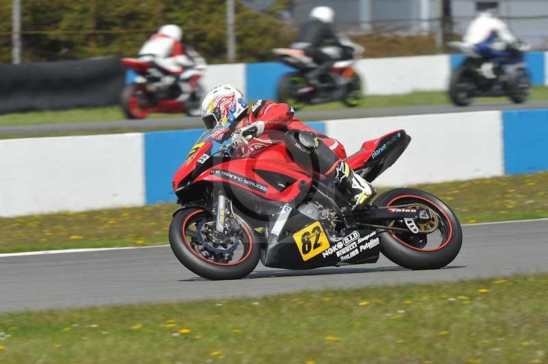 Motorcycle action photographs;donington;donington park leicestershire;donington photographs;event digital images;eventdigitalimages;no limits trackday;peter wileman photography;trackday;trackday digital images;trackday photos