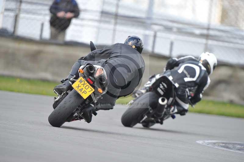 Motorcycle action photographs;donington;donington park leicestershire;donington photographs;event digital images;eventdigitalimages;no limits trackday;peter wileman photography;trackday;trackday digital images;trackday photos