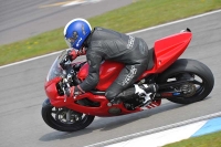 Motorcycle-action-photographs;donington;donington-park-leicestershire;donington-photographs;event-digital-images;eventdigitalimages;no-limits-trackday;peter-wileman-photography;trackday;trackday-digital-images;trackday-photos