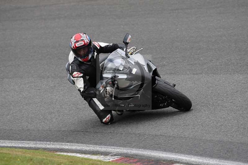 enduro digital images;event digital images;eventdigitalimages;no limits trackdays;oulton no limits trackday;oulton park cheshire;oulton trackday photographs;peter wileman photography;racing digital images;trackday digital images;trackday photos