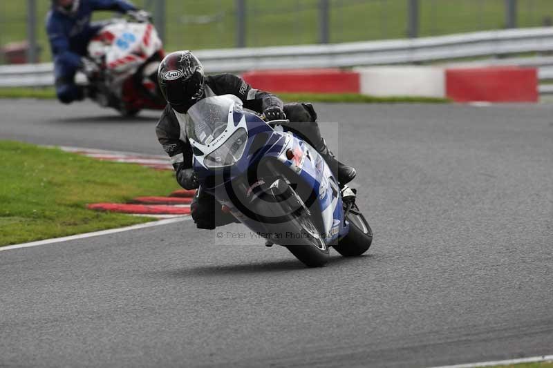 enduro digital images;event digital images;eventdigitalimages;no limits trackdays;oulton no limits trackday;oulton park cheshire;oulton trackday photographs;peter wileman photography;racing digital images;trackday digital images;trackday photos