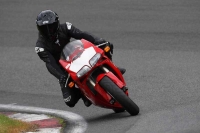 enduro-digital-images;event-digital-images;eventdigitalimages;no-limits-trackdays;oulton-no-limits-trackday;oulton-park-cheshire;oulton-trackday-photographs;peter-wileman-photography;racing-digital-images;trackday-digital-images;trackday-photos