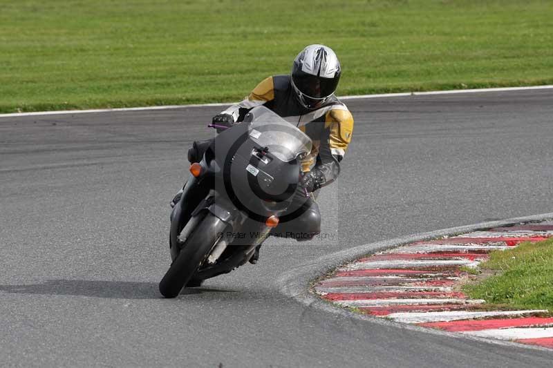 enduro digital images;event digital images;eventdigitalimages;no limits trackdays;oulton no limits trackday;oulton park cheshire;oulton trackday photographs;peter wileman photography;racing digital images;trackday digital images;trackday photos