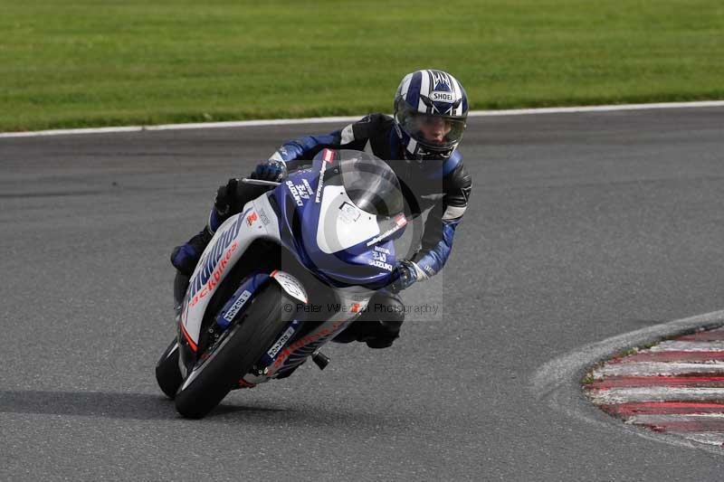 enduro digital images;event digital images;eventdigitalimages;no limits trackdays;oulton no limits trackday;oulton park cheshire;oulton trackday photographs;peter wileman photography;racing digital images;trackday digital images;trackday photos