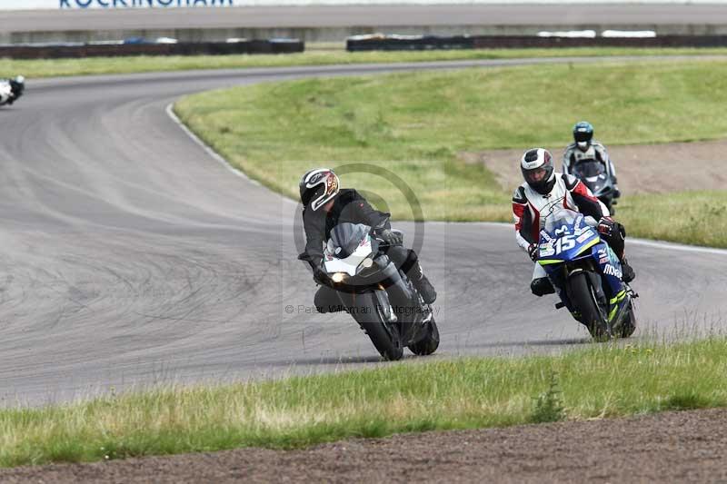 Rockingham no limits trackday;enduro digital images;event digital images;eventdigitalimages;no limits trackdays;peter wileman photography;racing digital images;rockingham raceway northamptonshire;rockingham trackday photographs;trackday digital images;trackday photos