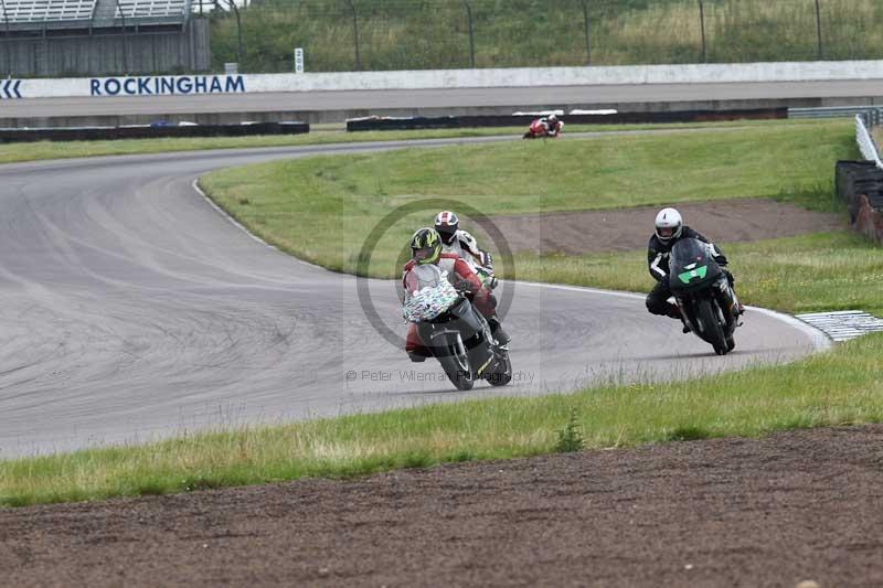 Rockingham no limits trackday;enduro digital images;event digital images;eventdigitalimages;no limits trackdays;peter wileman photography;racing digital images;rockingham raceway northamptonshire;rockingham trackday photographs;trackday digital images;trackday photos