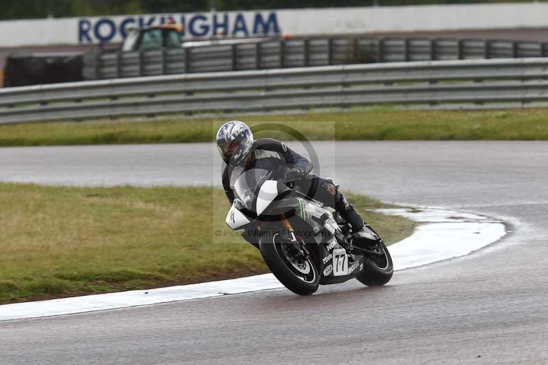 Rockingham no limits trackday;enduro digital images;event digital images;eventdigitalimages;no limits trackdays;peter wileman photography;racing digital images;rockingham raceway northamptonshire;rockingham trackday photographs;trackday digital images;trackday photos