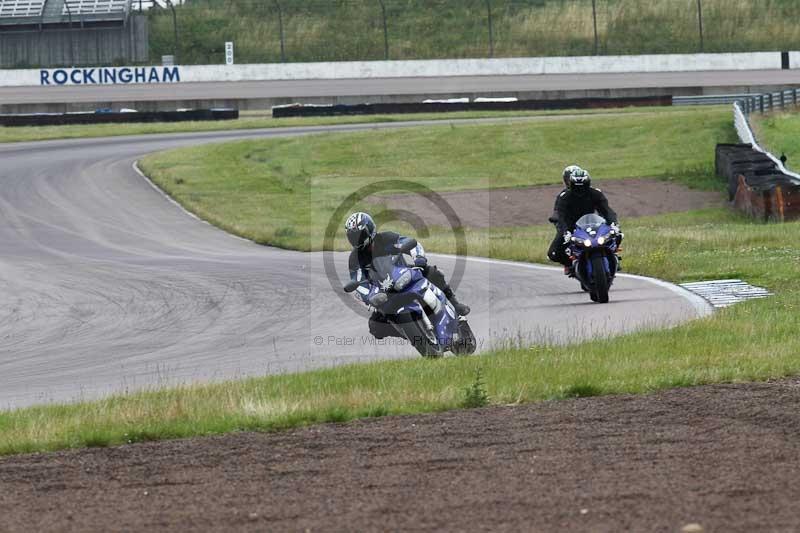 Rockingham no limits trackday;enduro digital images;event digital images;eventdigitalimages;no limits trackdays;peter wileman photography;racing digital images;rockingham raceway northamptonshire;rockingham trackday photographs;trackday digital images;trackday photos