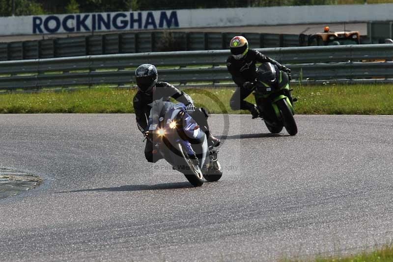 Rockingham no limits trackday;enduro digital images;event digital images;eventdigitalimages;no limits trackdays;peter wileman photography;racing digital images;rockingham raceway northamptonshire;rockingham trackday photographs;trackday digital images;trackday photos