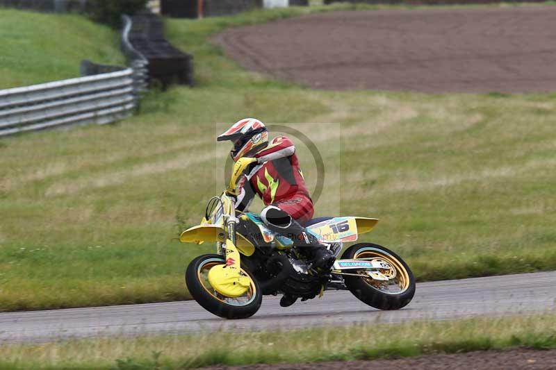 Rockingham no limits trackday;enduro digital images;event digital images;eventdigitalimages;no limits trackdays;peter wileman photography;racing digital images;rockingham raceway northamptonshire;rockingham trackday photographs;trackday digital images;trackday photos