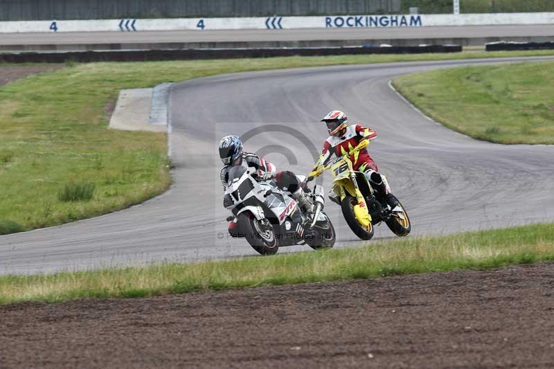 Rockingham no limits trackday;enduro digital images;event digital images;eventdigitalimages;no limits trackdays;peter wileman photography;racing digital images;rockingham raceway northamptonshire;rockingham trackday photographs;trackday digital images;trackday photos