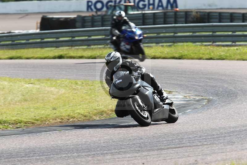 Rockingham no limits trackday;enduro digital images;event digital images;eventdigitalimages;no limits trackdays;peter wileman photography;racing digital images;rockingham raceway northamptonshire;rockingham trackday photographs;trackday digital images;trackday photos