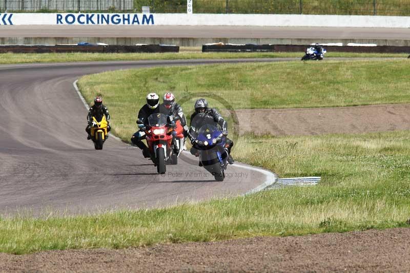 Rockingham no limits trackday;enduro digital images;event digital images;eventdigitalimages;no limits trackdays;peter wileman photography;racing digital images;rockingham raceway northamptonshire;rockingham trackday photographs;trackday digital images;trackday photos