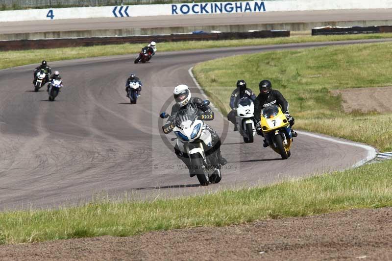 Rockingham no limits trackday;enduro digital images;event digital images;eventdigitalimages;no limits trackdays;peter wileman photography;racing digital images;rockingham raceway northamptonshire;rockingham trackday photographs;trackday digital images;trackday photos