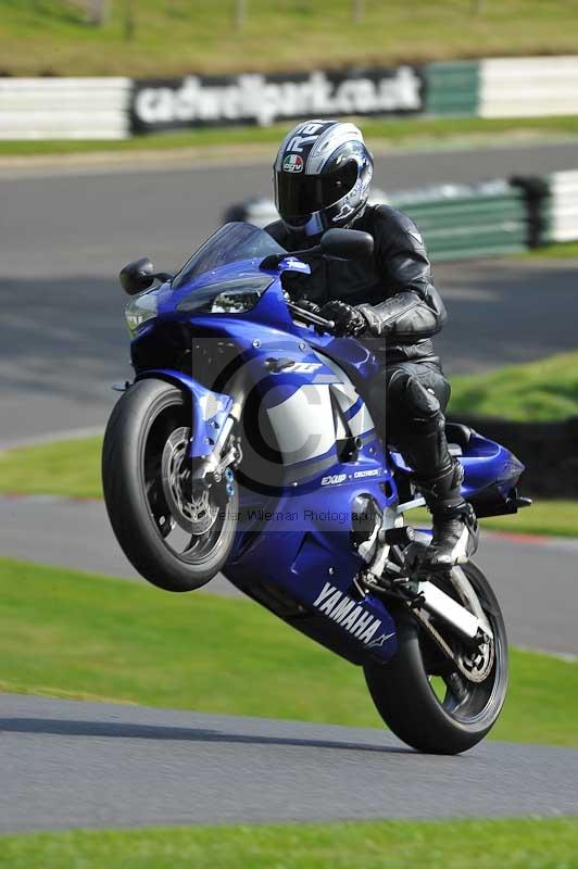 cadwell no limits trackday;cadwell park;cadwell park photographs;cadwell trackday photographs;enduro digital images;event digital images;eventdigitalimages;no limits trackdays;peter wileman photography;racing digital images;trackday digital images;trackday photos