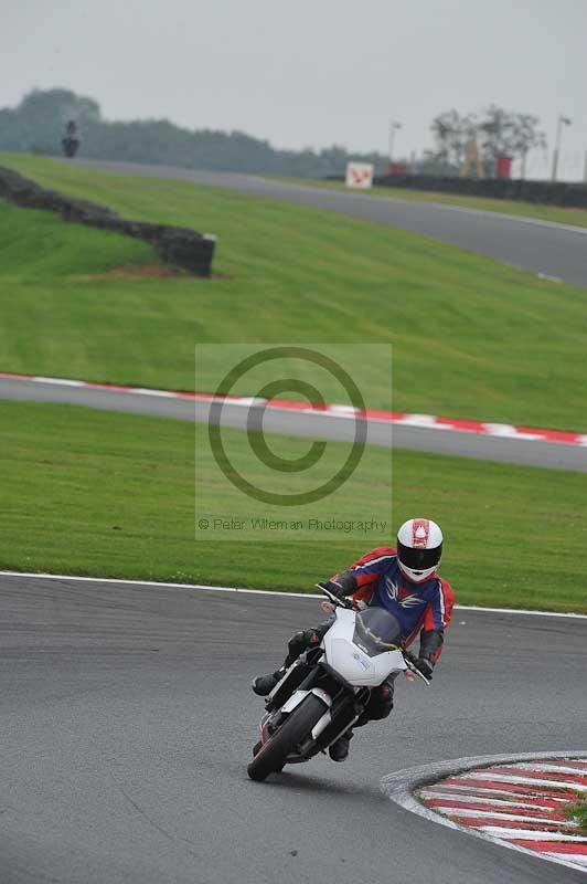 enduro digital images;event digital images;eventdigitalimages;no limits trackdays;oulton no limits trackday;oulton park cheshire;oulton trackday photographs;peter wileman photography;racing digital images;trackday digital images;trackday photos
