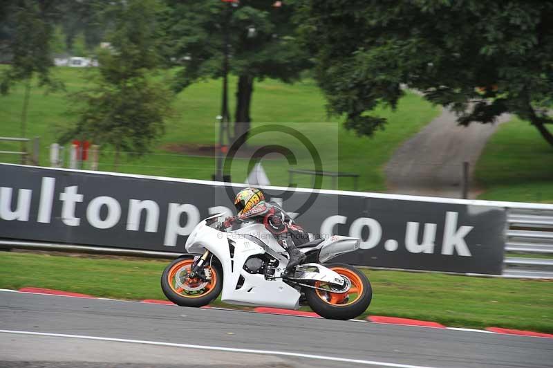 enduro digital images;event digital images;eventdigitalimages;no limits trackdays;oulton no limits trackday;oulton park cheshire;oulton trackday photographs;peter wileman photography;racing digital images;trackday digital images;trackday photos