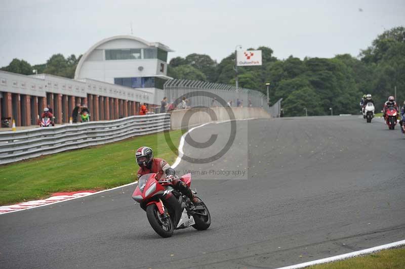 enduro digital images;event digital images;eventdigitalimages;no limits trackdays;oulton no limits trackday;oulton park cheshire;oulton trackday photographs;peter wileman photography;racing digital images;trackday digital images;trackday photos