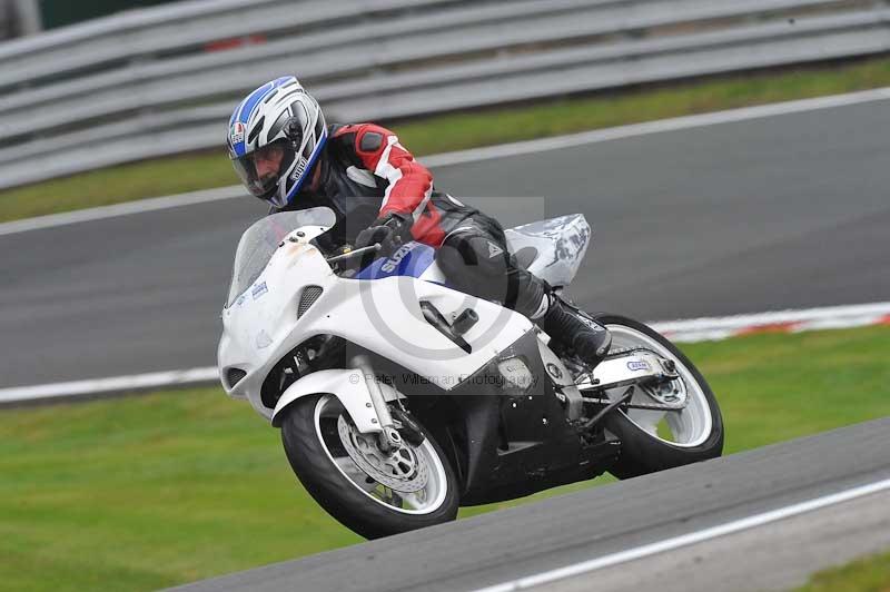 enduro digital images;event digital images;eventdigitalimages;no limits trackdays;oulton no limits trackday;oulton park cheshire;oulton trackday photographs;peter wileman photography;racing digital images;trackday digital images;trackday photos