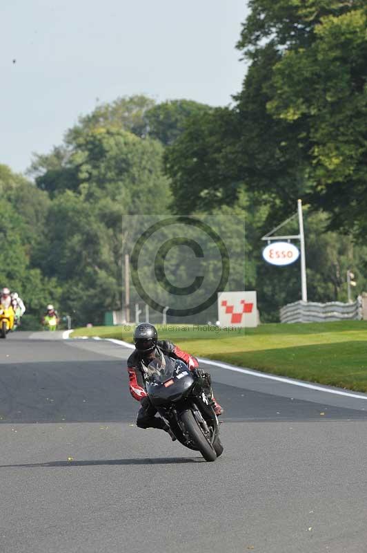 enduro digital images;event digital images;eventdigitalimages;no limits trackdays;oulton no limits trackday;oulton park cheshire;oulton trackday photographs;peter wileman photography;racing digital images;trackday digital images;trackday photos