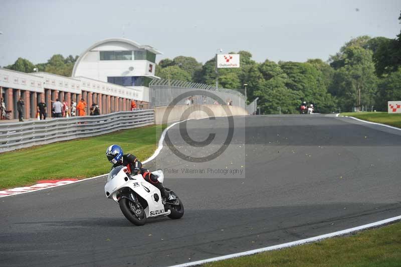 enduro digital images;event digital images;eventdigitalimages;no limits trackdays;oulton no limits trackday;oulton park cheshire;oulton trackday photographs;peter wileman photography;racing digital images;trackday digital images;trackday photos