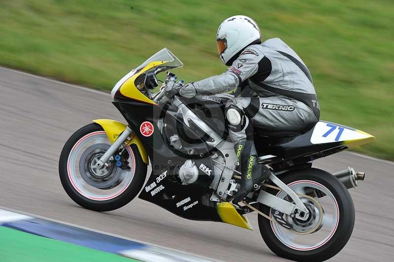 Rockingham no limits trackday;enduro digital images;event digital images;eventdigitalimages;no limits trackdays;peter wileman photography;racing digital images;rockingham raceway northamptonshire;rockingham trackday photographs;trackday digital images;trackday photos